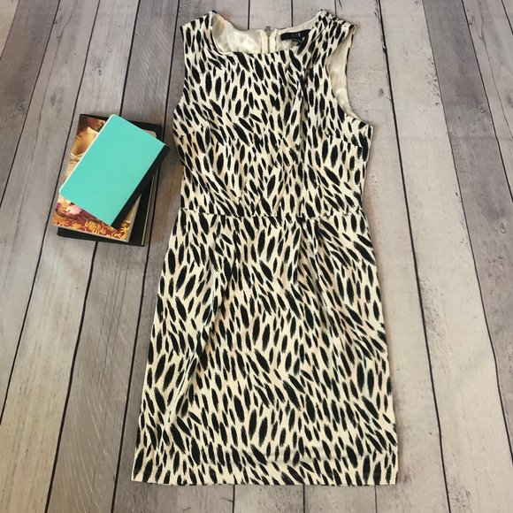 Forever 21 Abstract Print Dress Size M - Picture 2 of 6